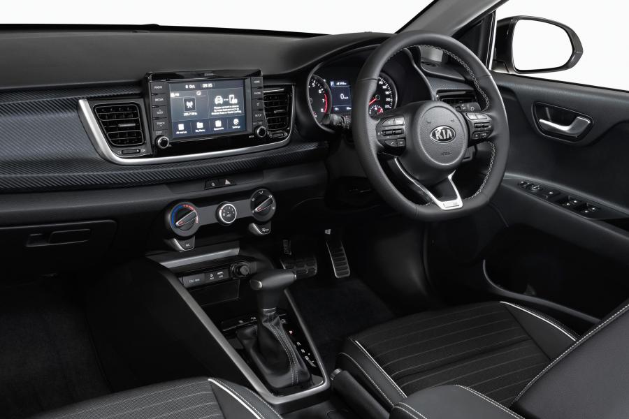 Торпедо Kia Rio GT-Line (YB) 2018 года  (AU) (фото 3 из 7)
